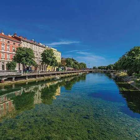 Apartament Cozy In With Wi-fi Rijeka